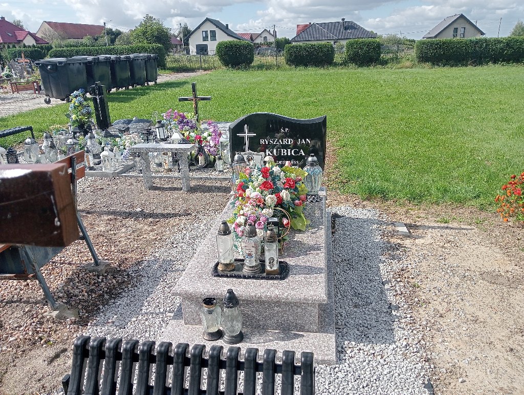 Grób Zbigniew Kubica